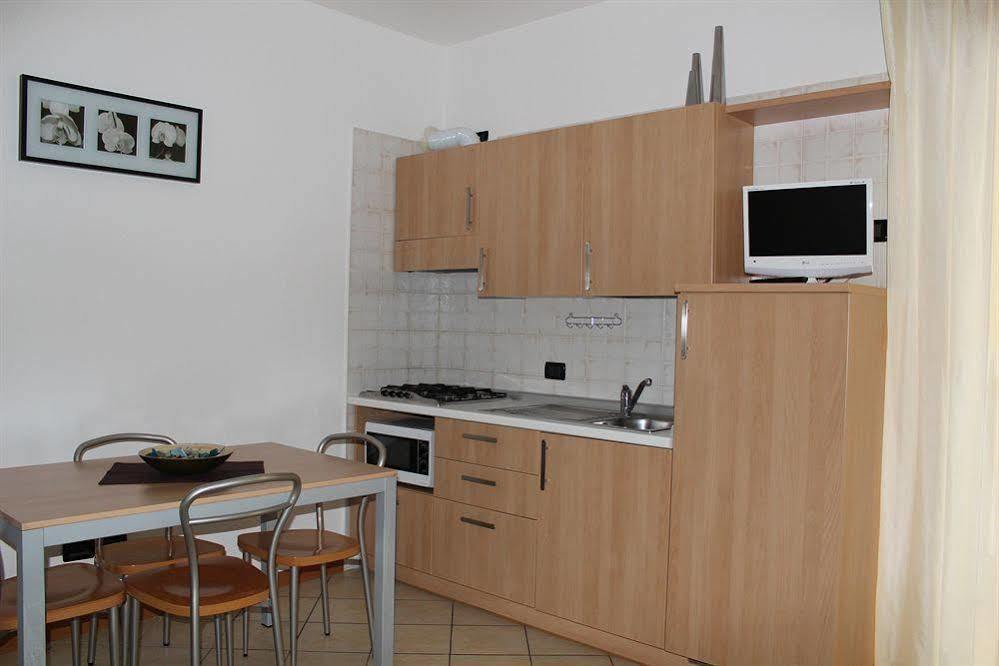 Residence Cigno Rimini Eksteriør bilde