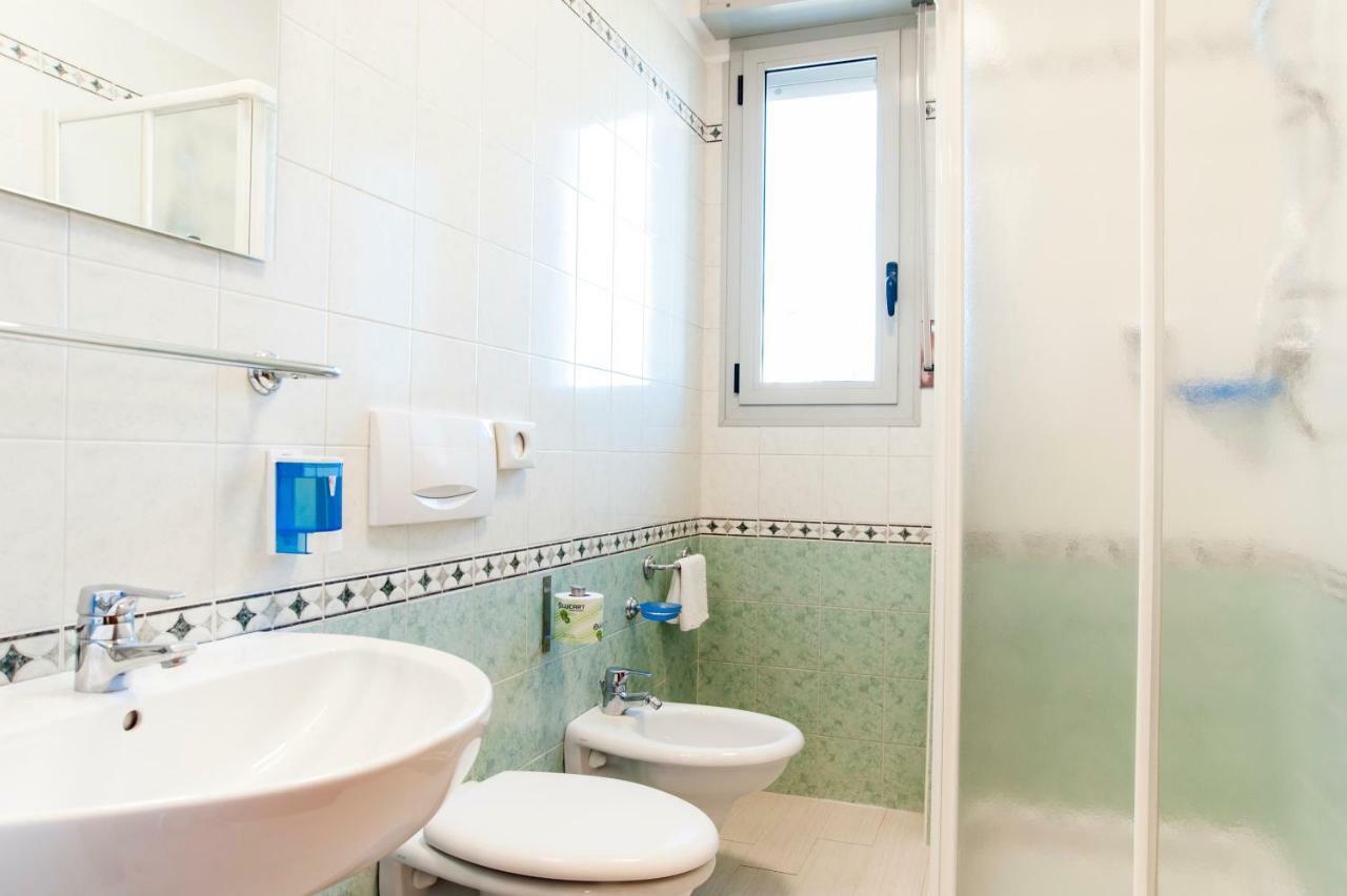 Residence Cigno Rimini Eksteriør bilde