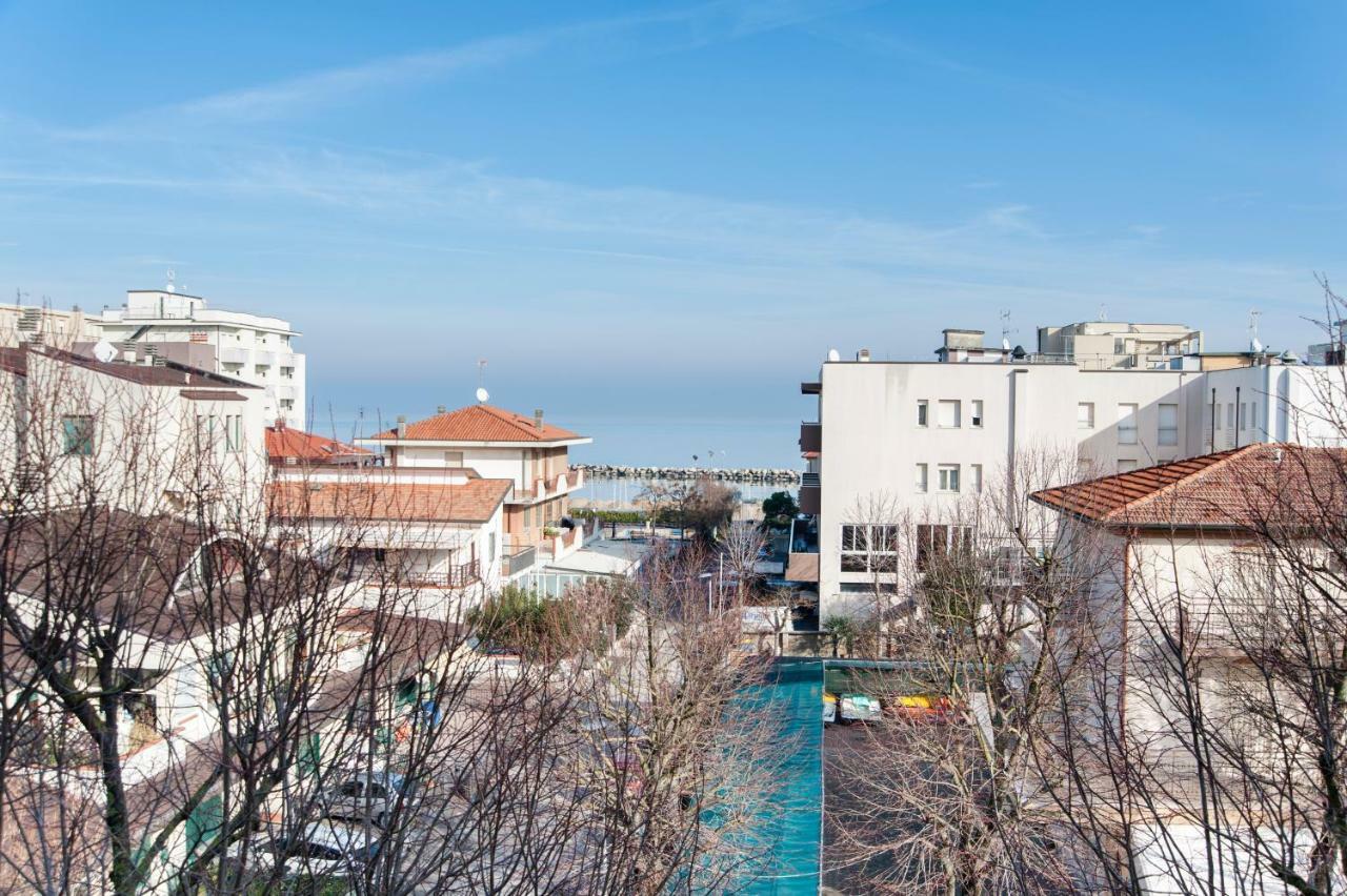 Residence Cigno Rimini Eksteriør bilde