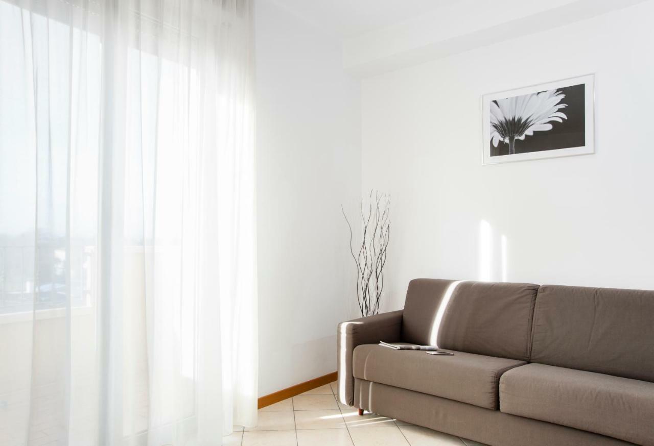 Residence Cigno Rimini Eksteriør bilde